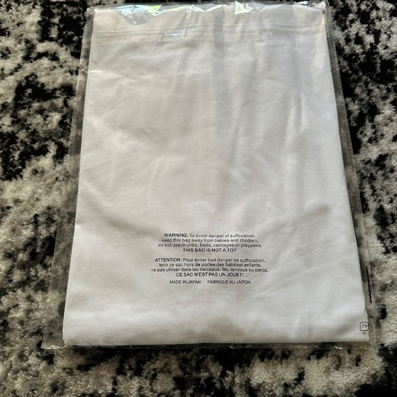 COMME DES GARCONS CDG PLAY BLACK HEART EYE LOGO WHITE T-SHIRT (S-XL) - Picture 3 of 7